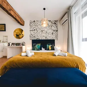https://duplex-pasteur-centre-historique.aixenprovencehotels.org