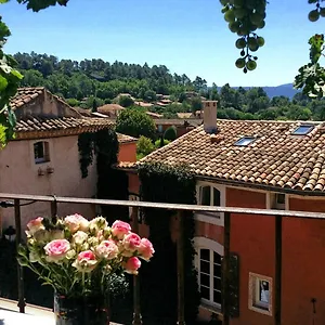  Apartment La Dame Au Balcon