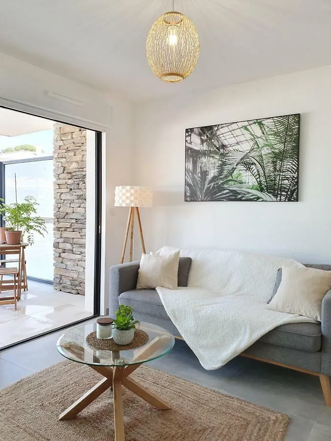 T2 Neuf Avec Jardin Et Terrasse - Proche Des Plages Saint-Cyr-sur-Mer Lägenhet
